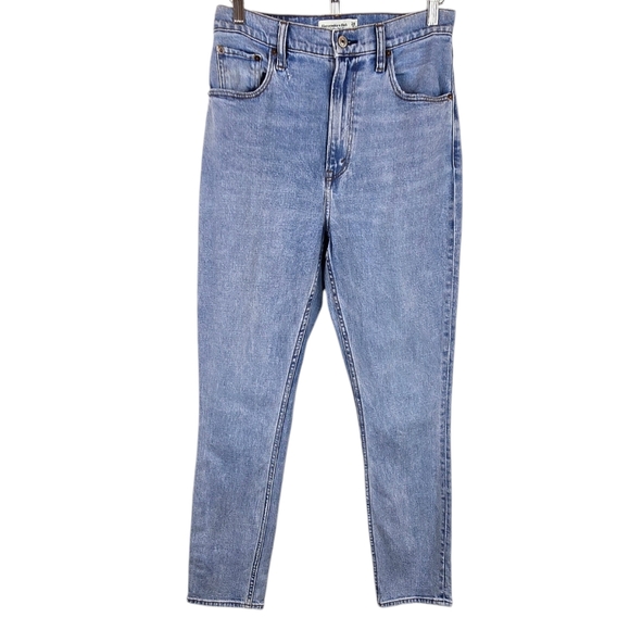 Abercrombie & Fitch Curve Love '90s Slim Straight Ultra High Rise Jean 28 6 - Picture 2 of 15
